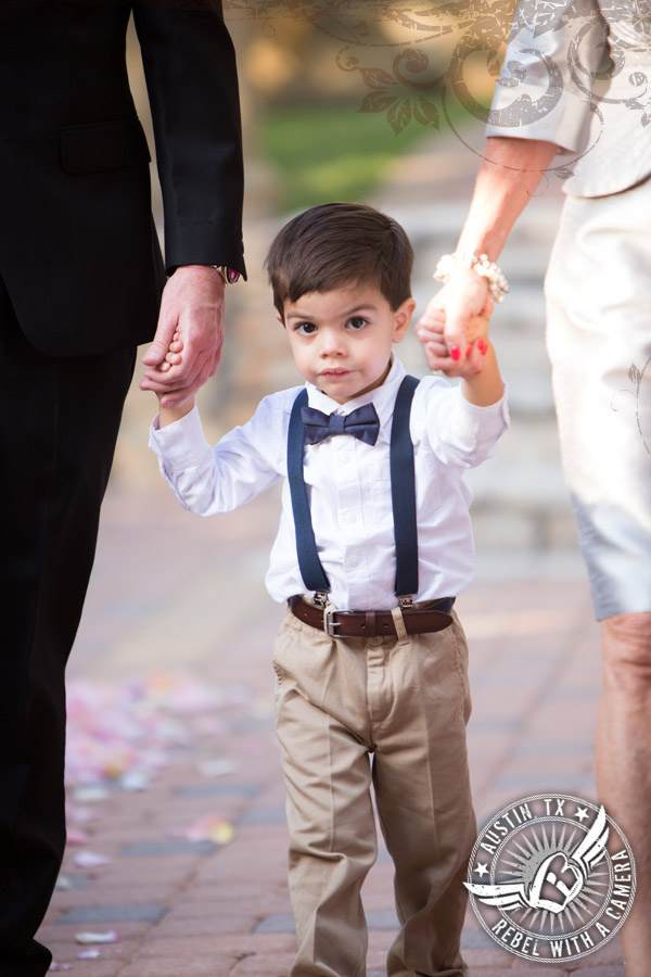 Austin wedding photographer at Nature's Point.