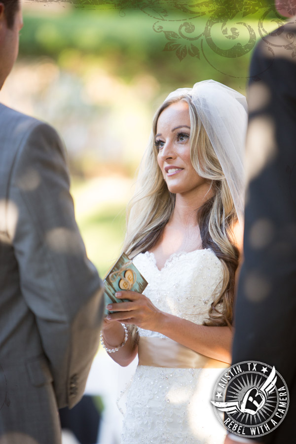 Austin wedding photographer at Nature's Point.