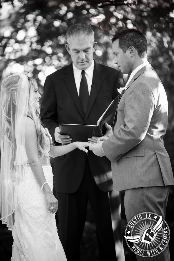 Austin wedding photographer at Nature's Point.