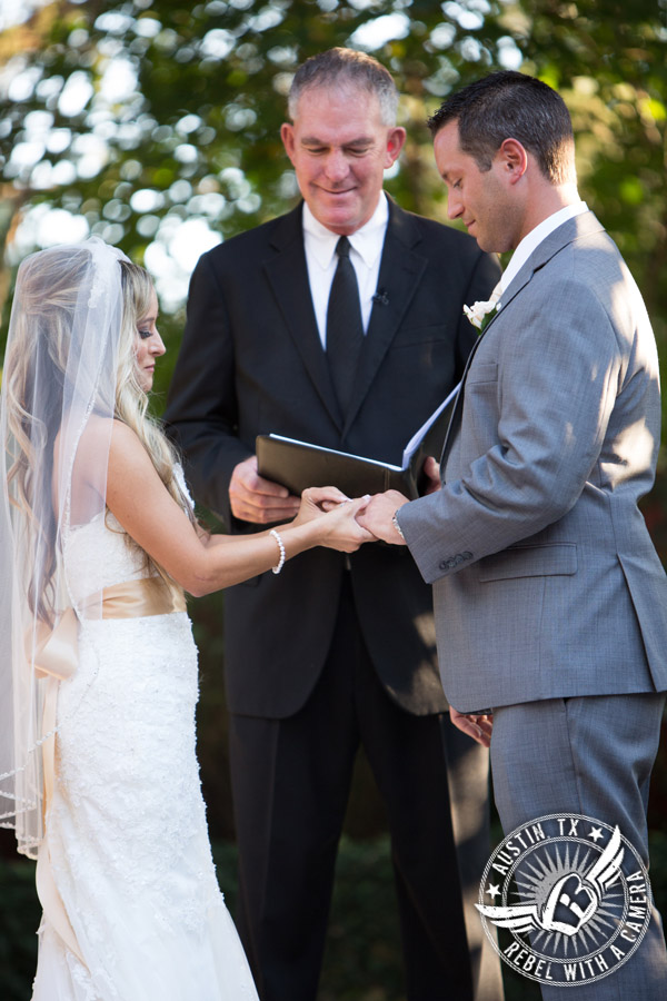 Austin wedding photographer at Nature's Point.