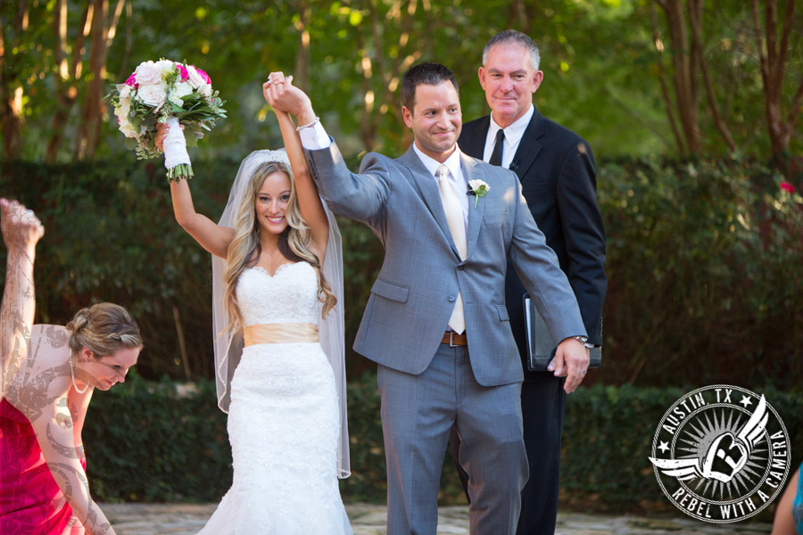 Austin wedding photographer at Nature's Point.