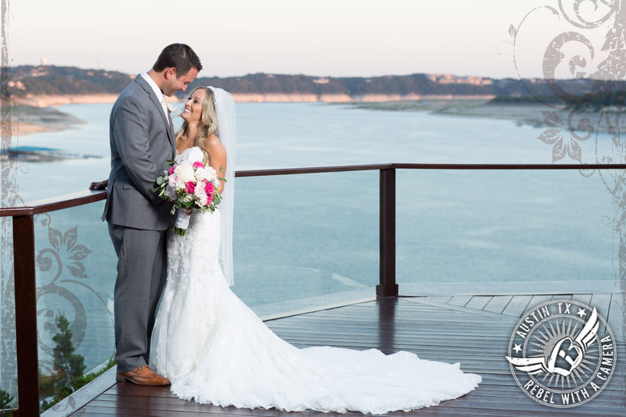 Austin wedding photographer at Nature's Point.