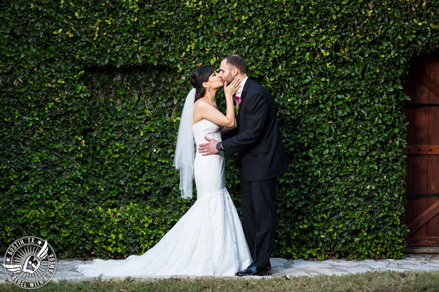 Austin wedding photography at Nature's Point