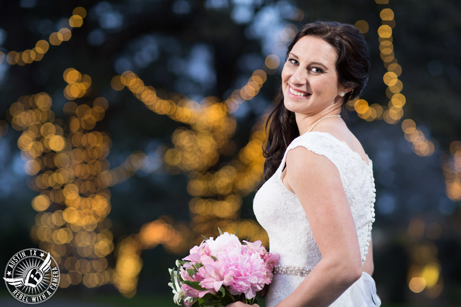 Bridal portraits at Kindred Oaks