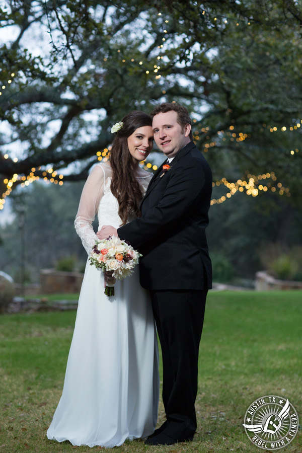 Winter wedding pictures at Kindred Oaks