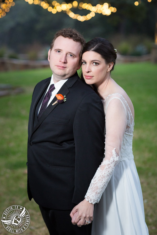 Winter wedding pictures at Kindred Oaks