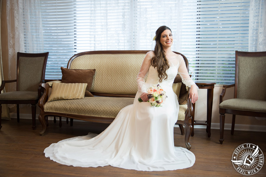 Winter wedding pictures at Kindred Oaks