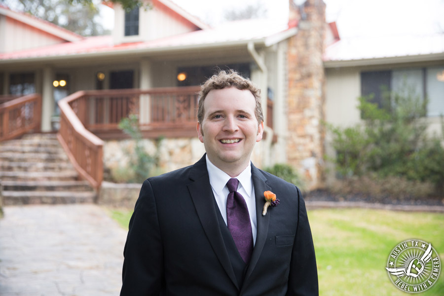 Winter wedding pictures at Kindred Oaks