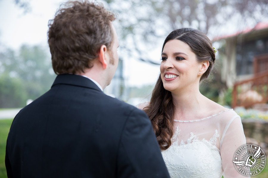 Winter wedding pictures at Kindred Oaks