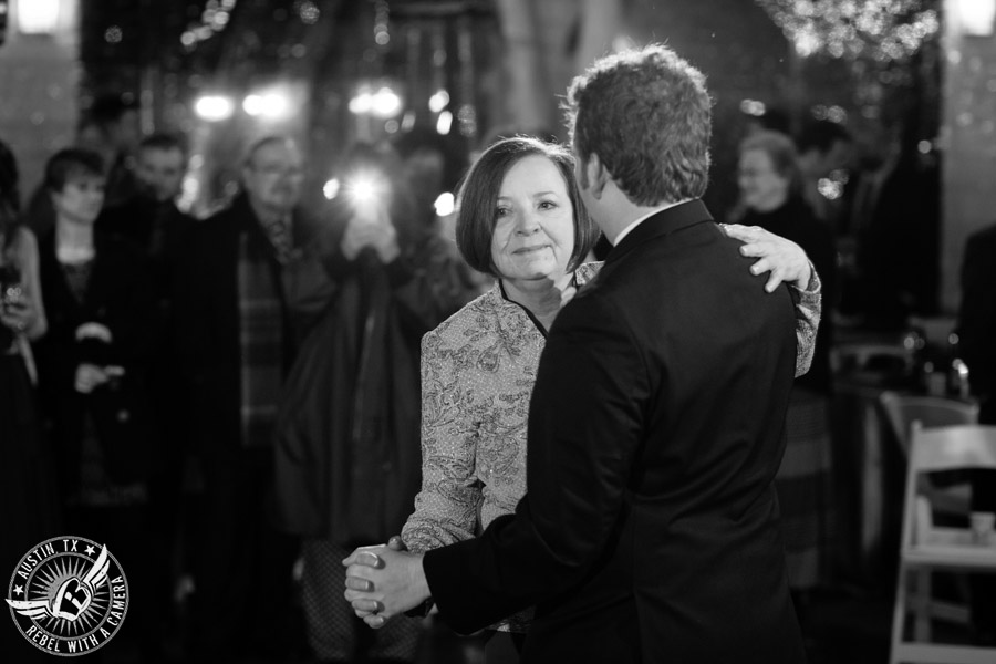 Winter wedding pictures at Kindred Oaks