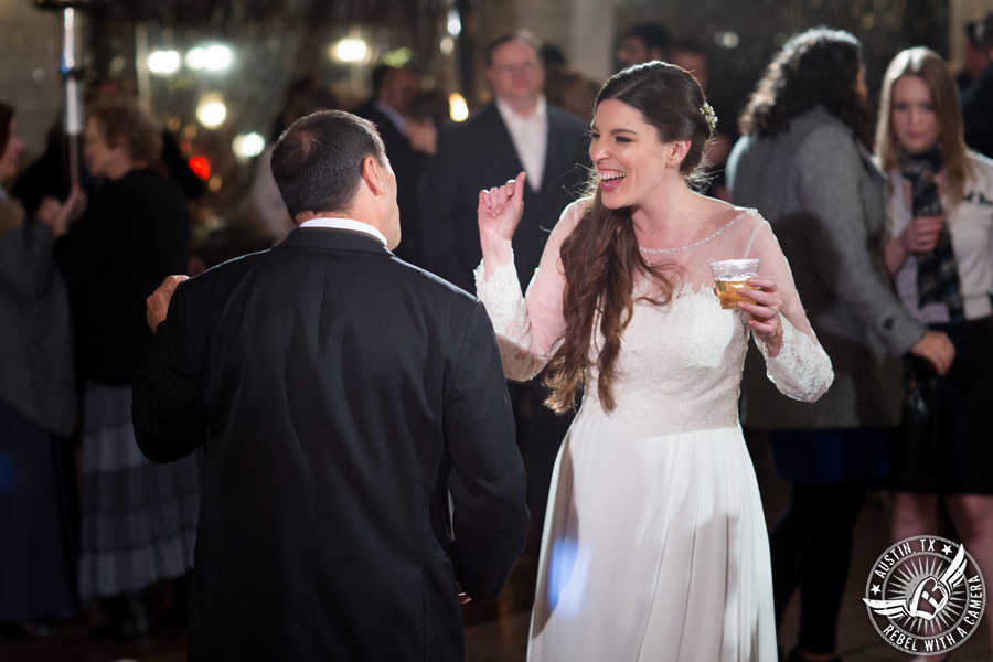 Winter wedding pictures at Kindred Oaks