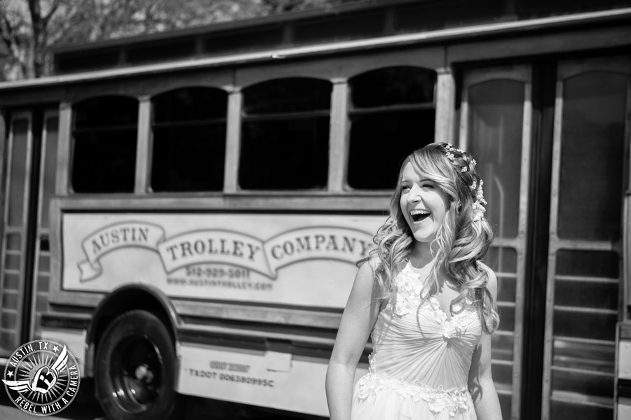 Whimsical Austin wedding pictures at Mayfield Park