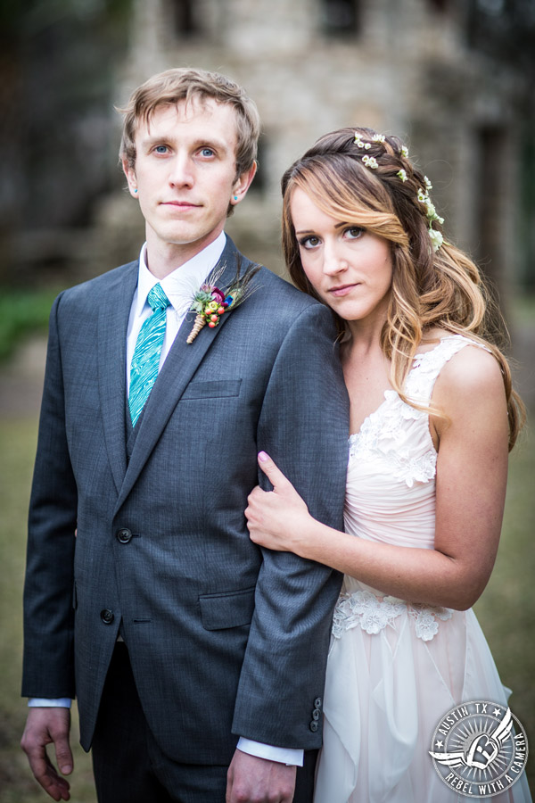 Whimsical Austin wedding pictures at Mayfield Park