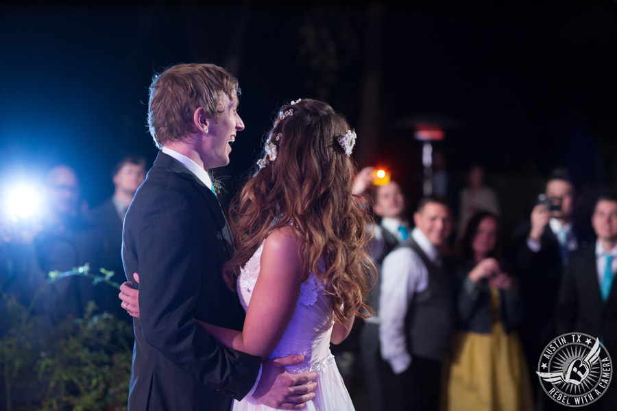 Whimsical Austin wedding pictures at Mayfield Park