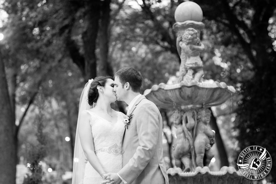 Casa Blanca on Brushy Creek wedding photos