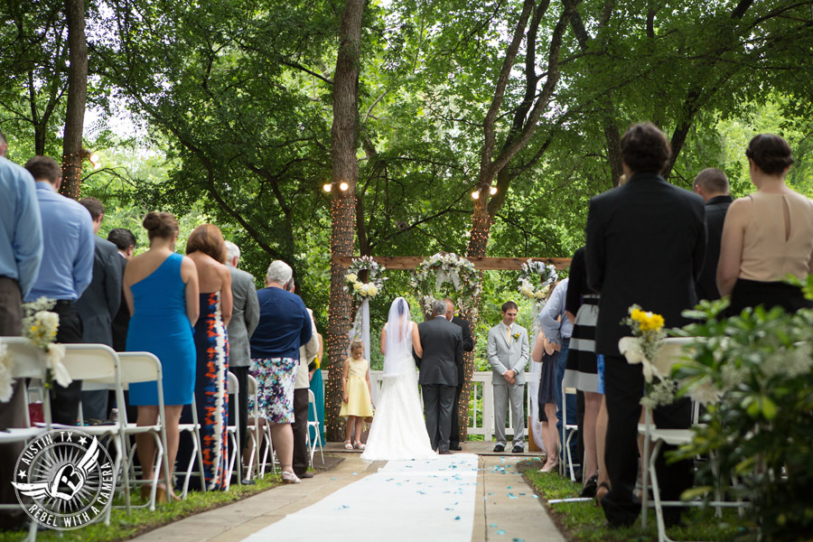 Casa Blanca on Brushy Creek wedding photos