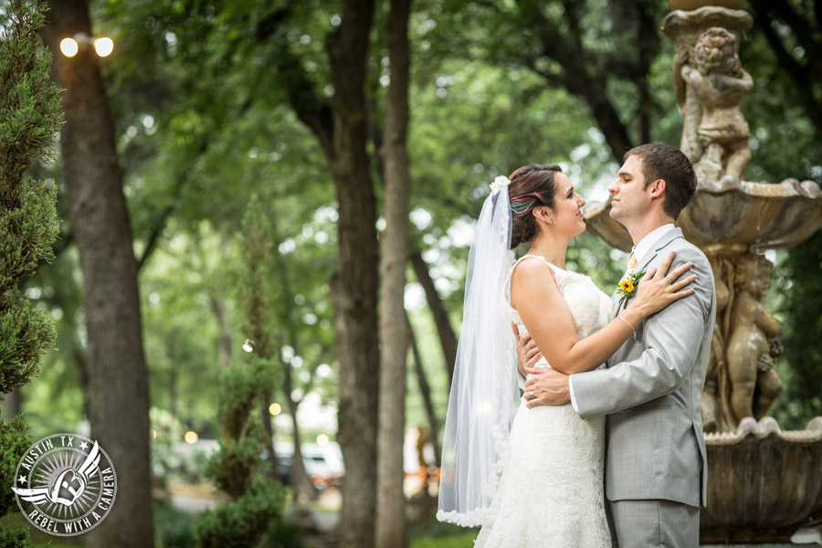 Casa Blanca on Brushy Creek wedding photos