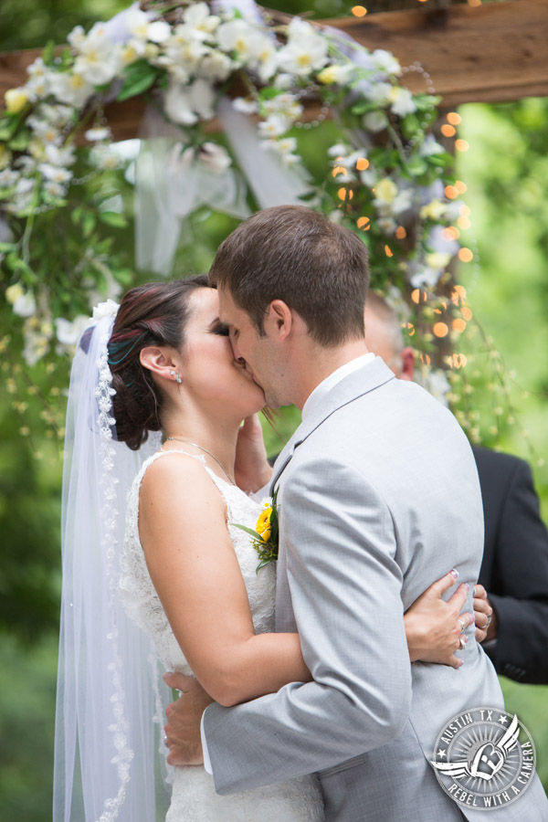 Casa Blanca on Brushy Creek wedding photos