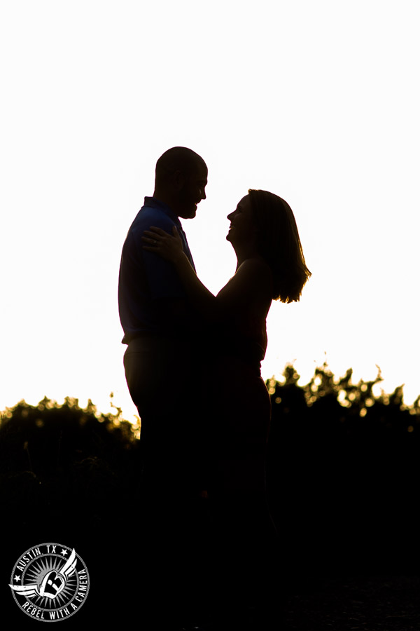 Outdoor engagement portraits in Austin