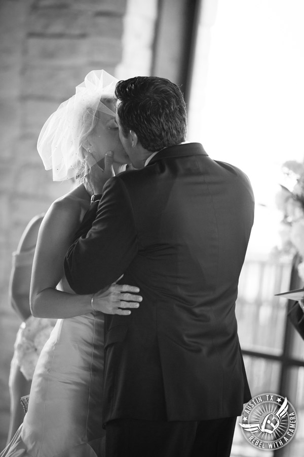 barton-creek-resort-wedding-photos (58)