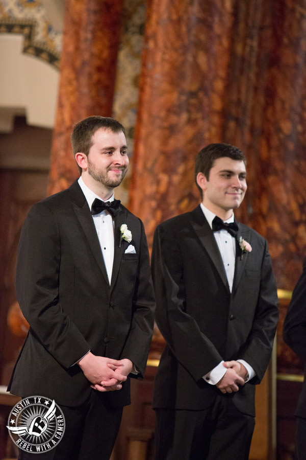 Elegant wedding pictures at the Texas Federation of Women's Clubs Mansion in Austin, Texas 