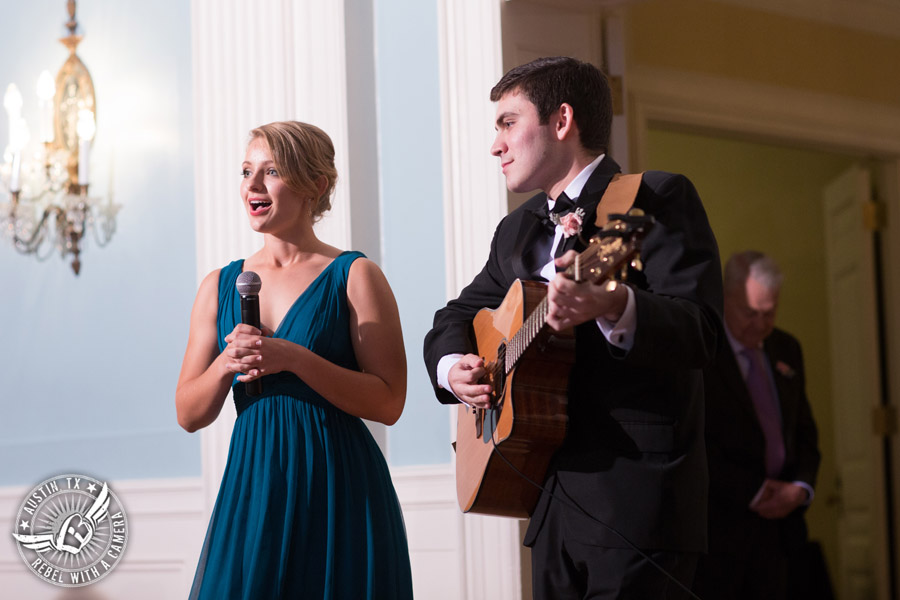 Elegant wedding pictures at the Texas Federation of Women's Clubs Mansion in Austin, Texas 