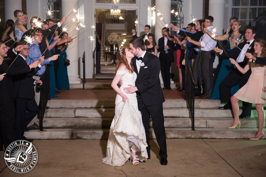 Elegant wedding pictures at the Texas Federation of Women's Clubs Mansion in Austin, Texas 