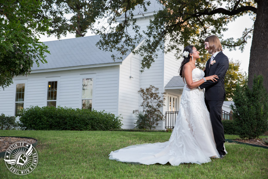 Austin wedding photographer at Hyde Park Presbyterian - bride and groom