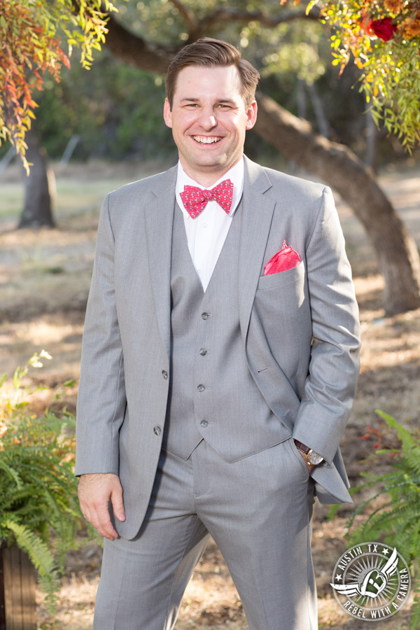Hamilton Twelve wedding photos - groom in grey suit and pink bowtie