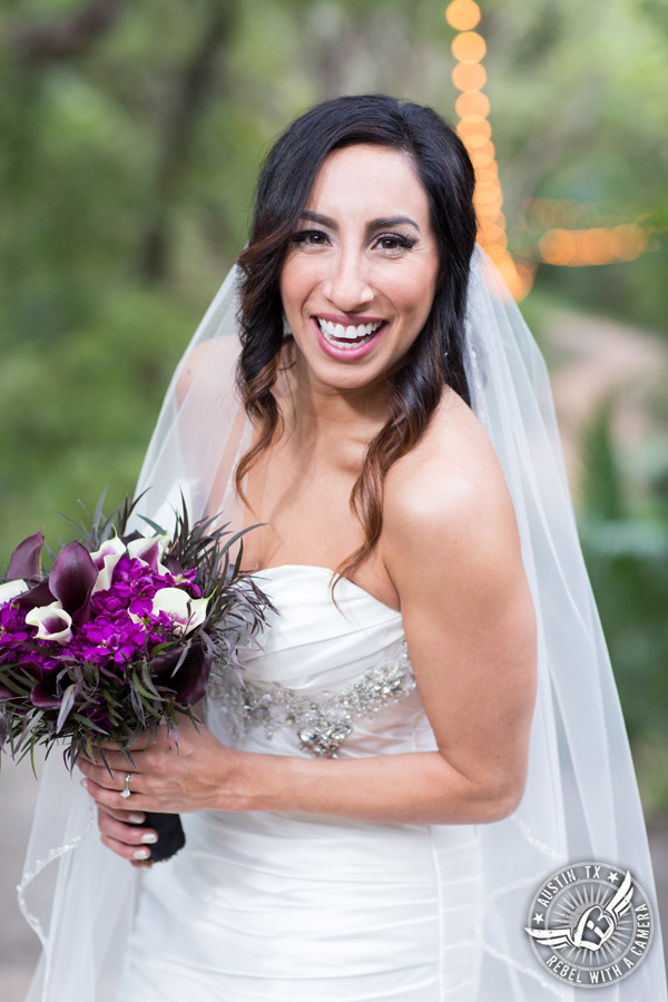 Dramatic bridal portraits at Laguna Gloria the Contemporary Austin with purple calla lily bouquet by Statue of Design.