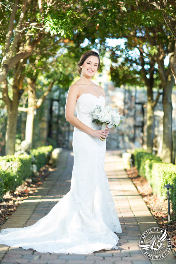 Bridal portraits on Lake Travis - makeup Hint of Shimmer, hair Adore Salon, dress Stella York, bouquet Bouquets of Austin