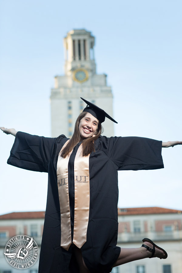 longhorn-graduation-pictures-at-ut-austin-elizabeth-austin-senior-portrait-photographer