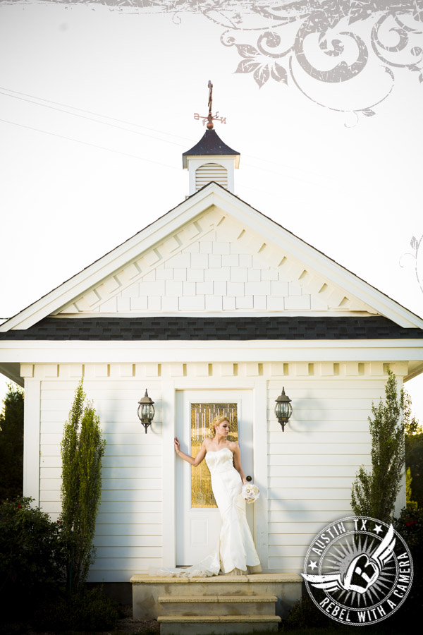 Antebellum Oaks bridal portraits