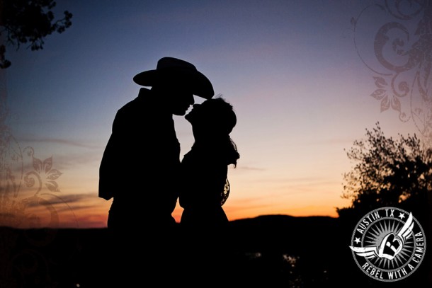 fun austin engagement photos