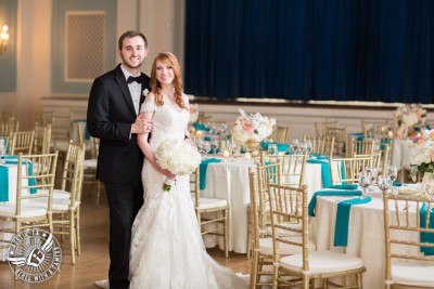 Elegant wedding pictures at the Texas Federation of Women's Clubs Mansion in Austin, Texas