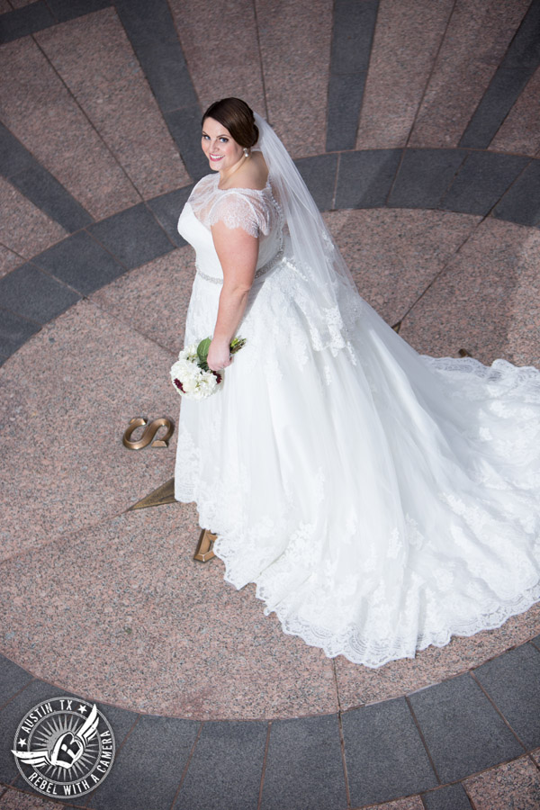 Texas State Capitol in Austin bridal portraits - Nicole Schultz Makeup - Vain Salon - Belle Saison Bridal